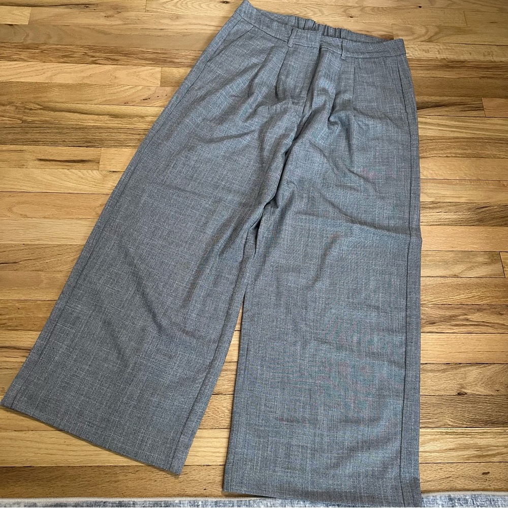 Old Navy Wide Leg Gray Trousers